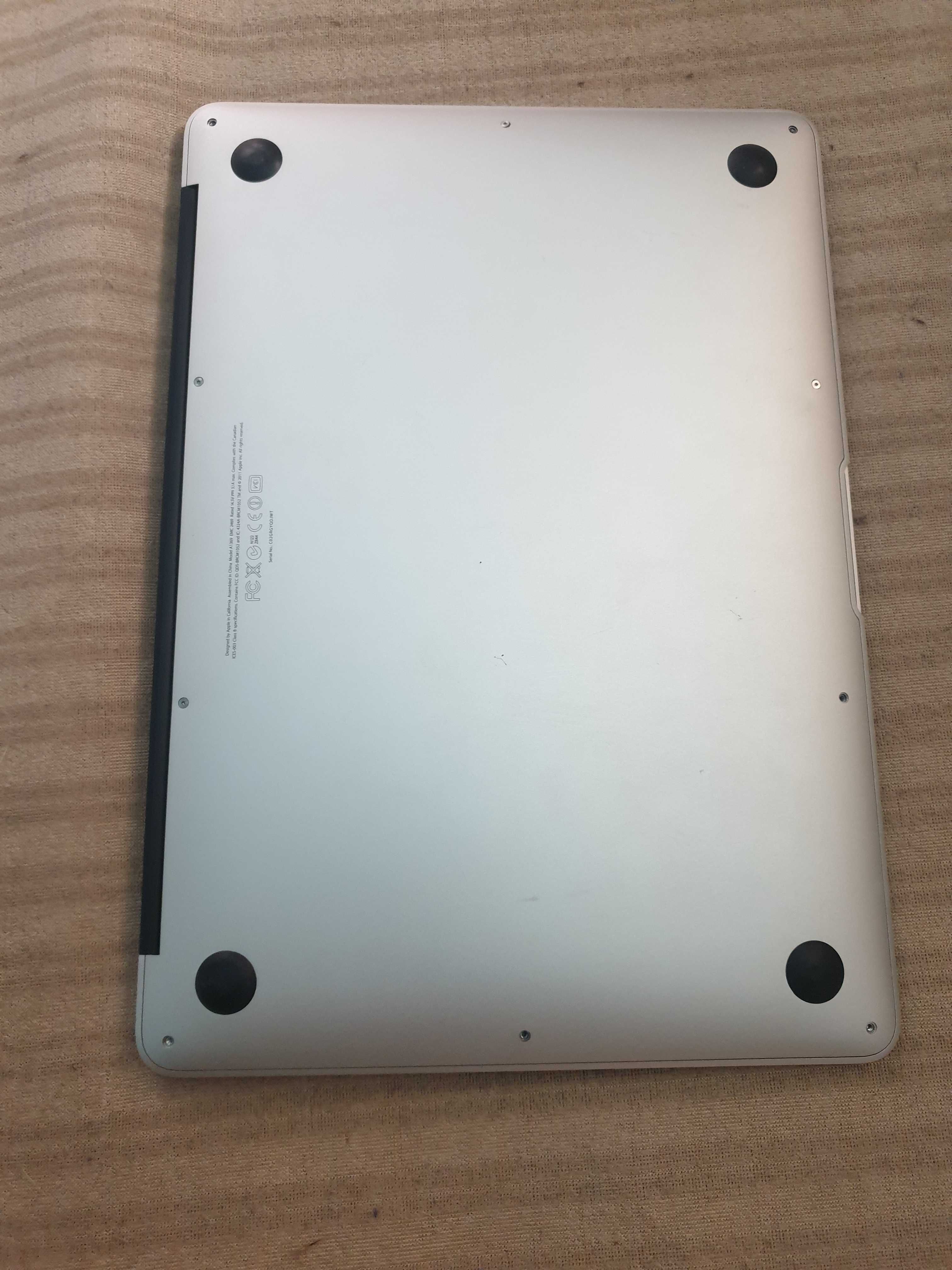 MacBook Air   A1369