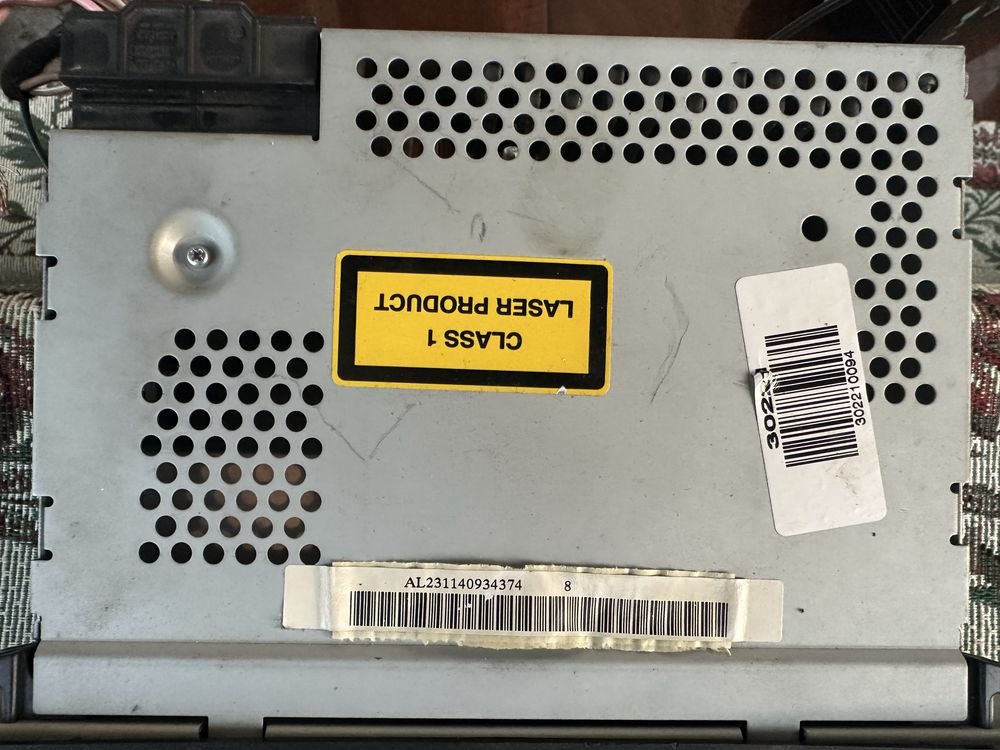 Оригинална навигация за w211