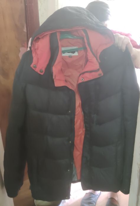 Продам зим куртку