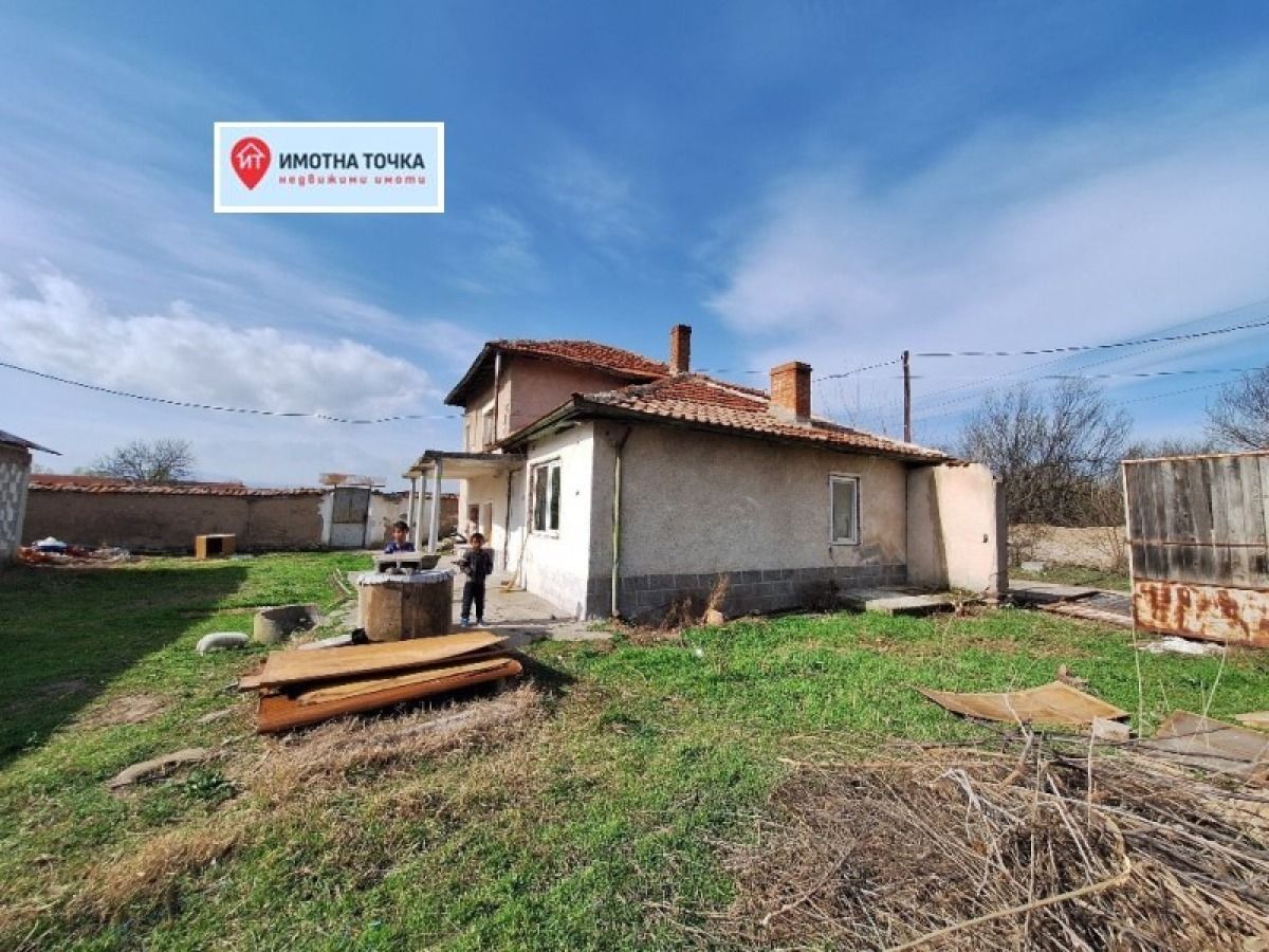 Продажба Къща община Родопи - с. Поройна 130m²