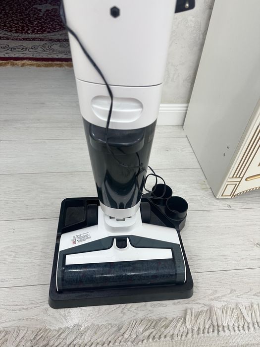 Моющий пылесос.