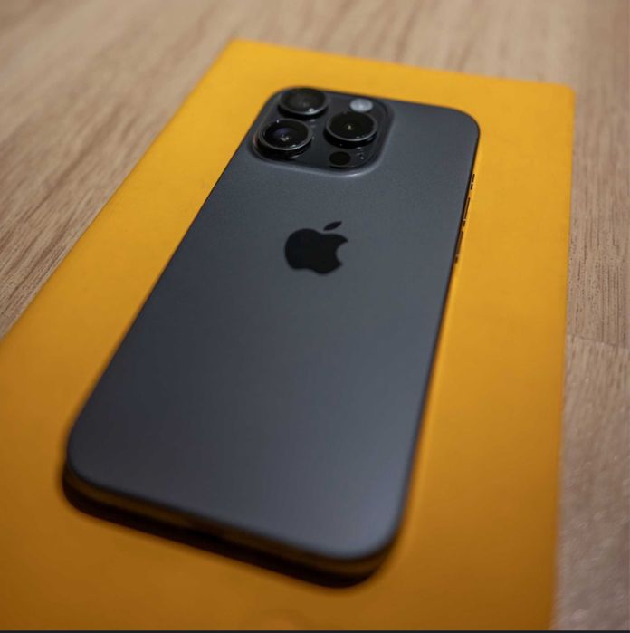 Iphone 15pro черный титан сост 10,10 ЕАС полный комплект