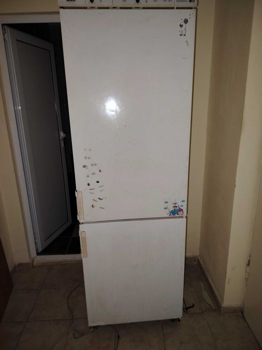 Подарява хлсдилник