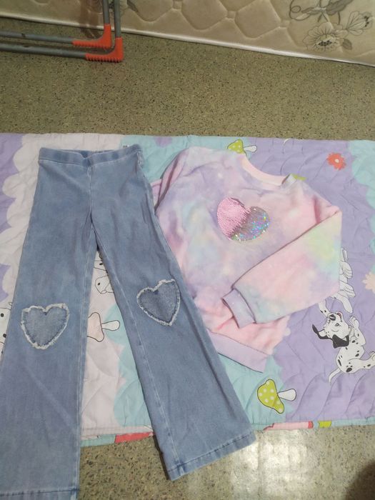 Продаются вещи на девочку