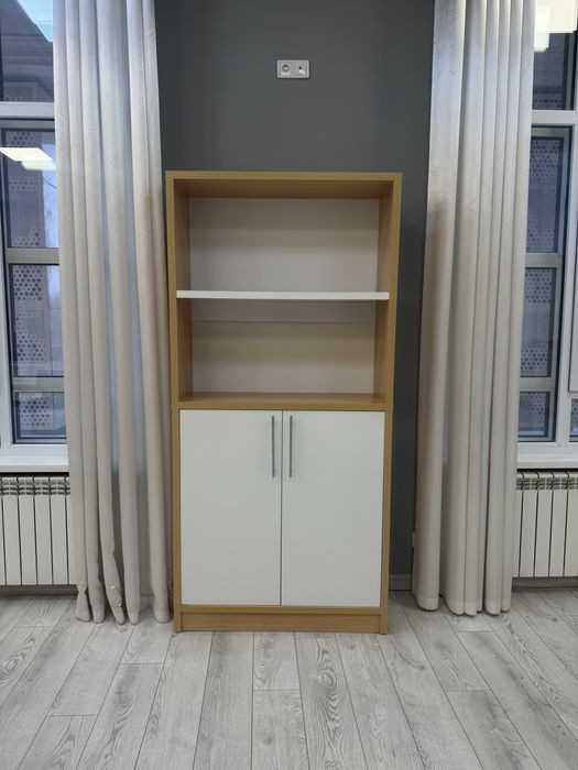 Шкаф для документов и книг