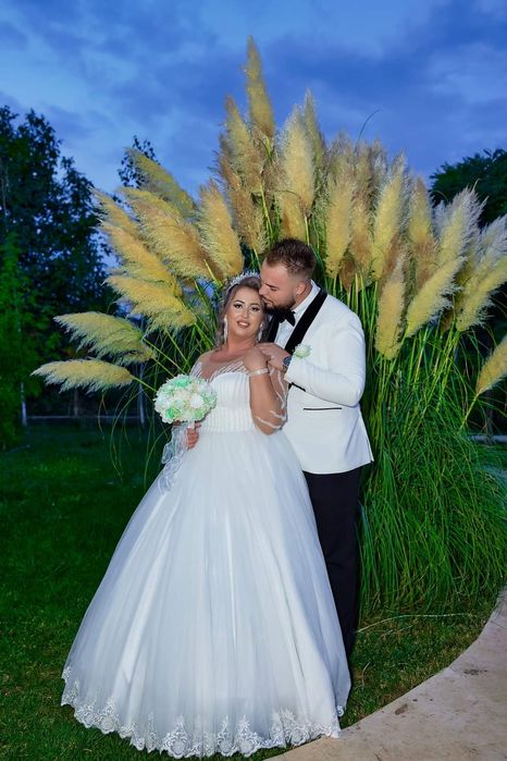 Vând Rochie de Mireasa