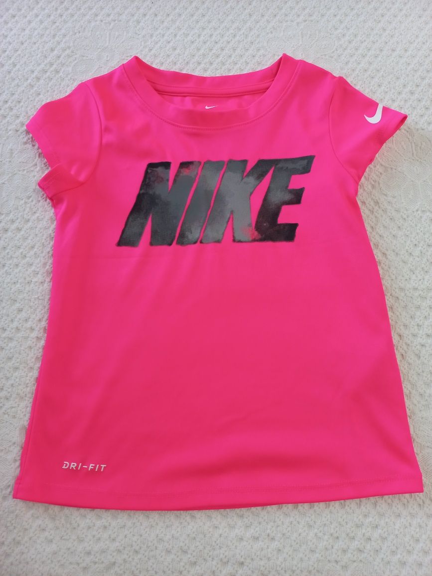 Детски спортен екип Nike
