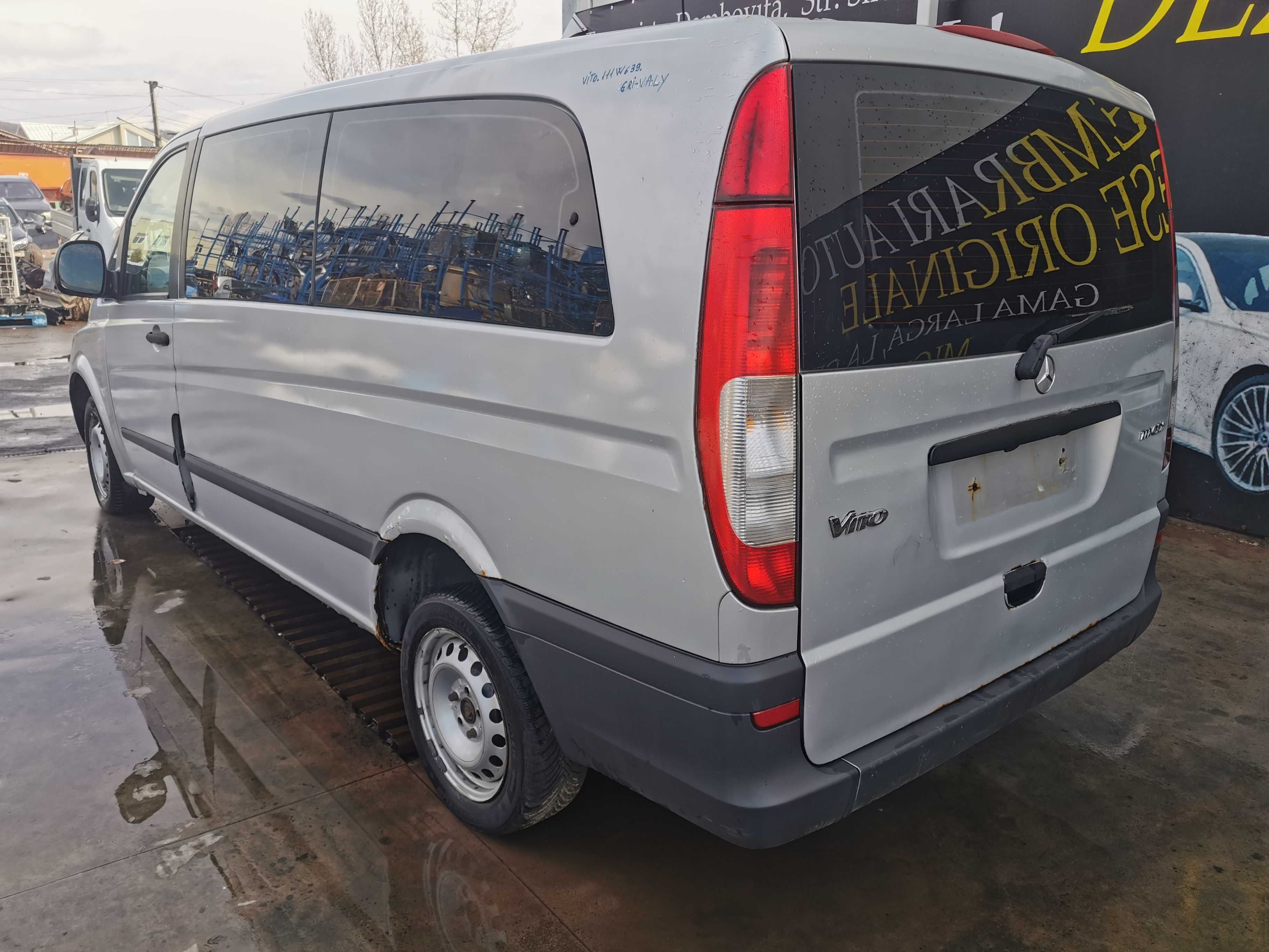 Dezmembrez Vito/Viano W638 111CDI 2.2 euro4/Compresor clima/Alternator