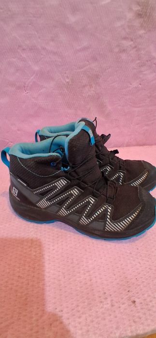 Ghete salomon waterproof mărimea 33