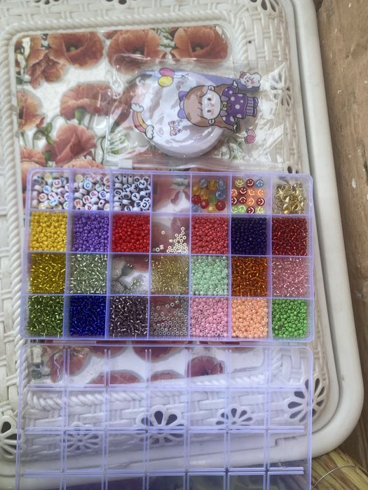 Биссер качества бомба алып үлгерініз 4ақ цвет қолданылған болды всё.15