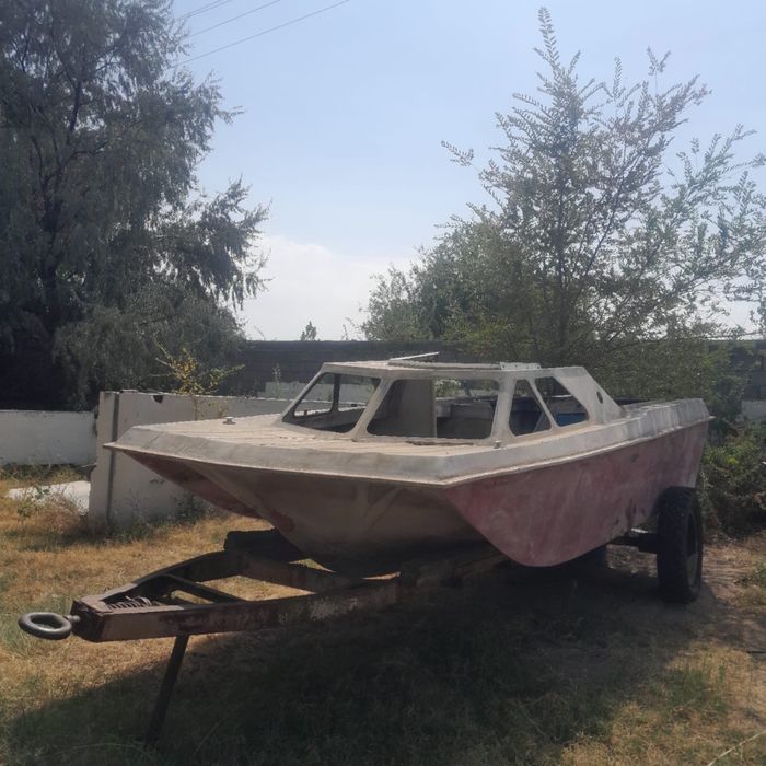 Продам катер б/у недорого