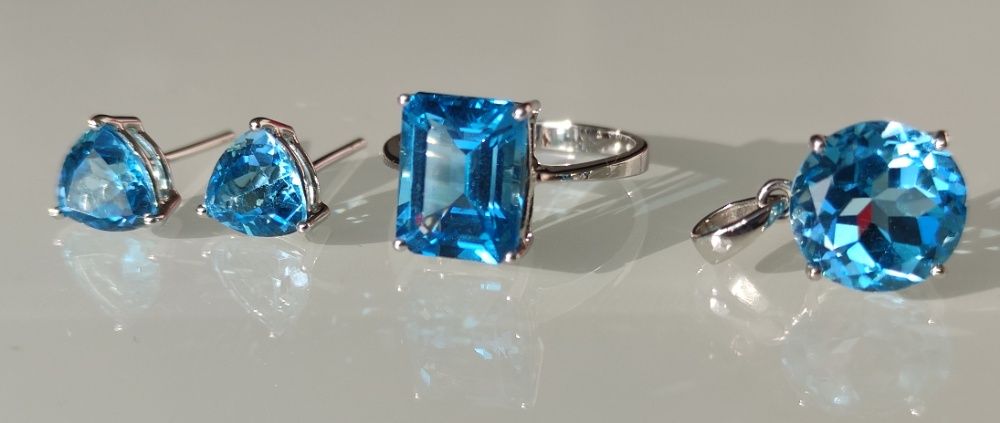 Set aur 18k cu topaz