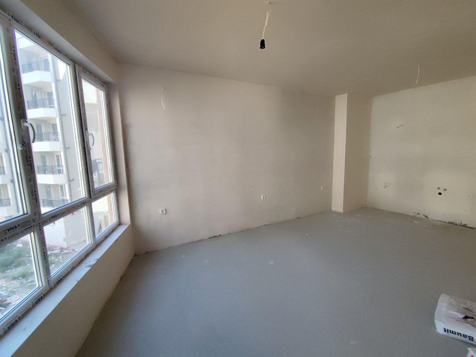 Продава се Двустаен апартамент в Бургас, Център - 63 кв.м за 1103 €/кв.м - Снимка #1