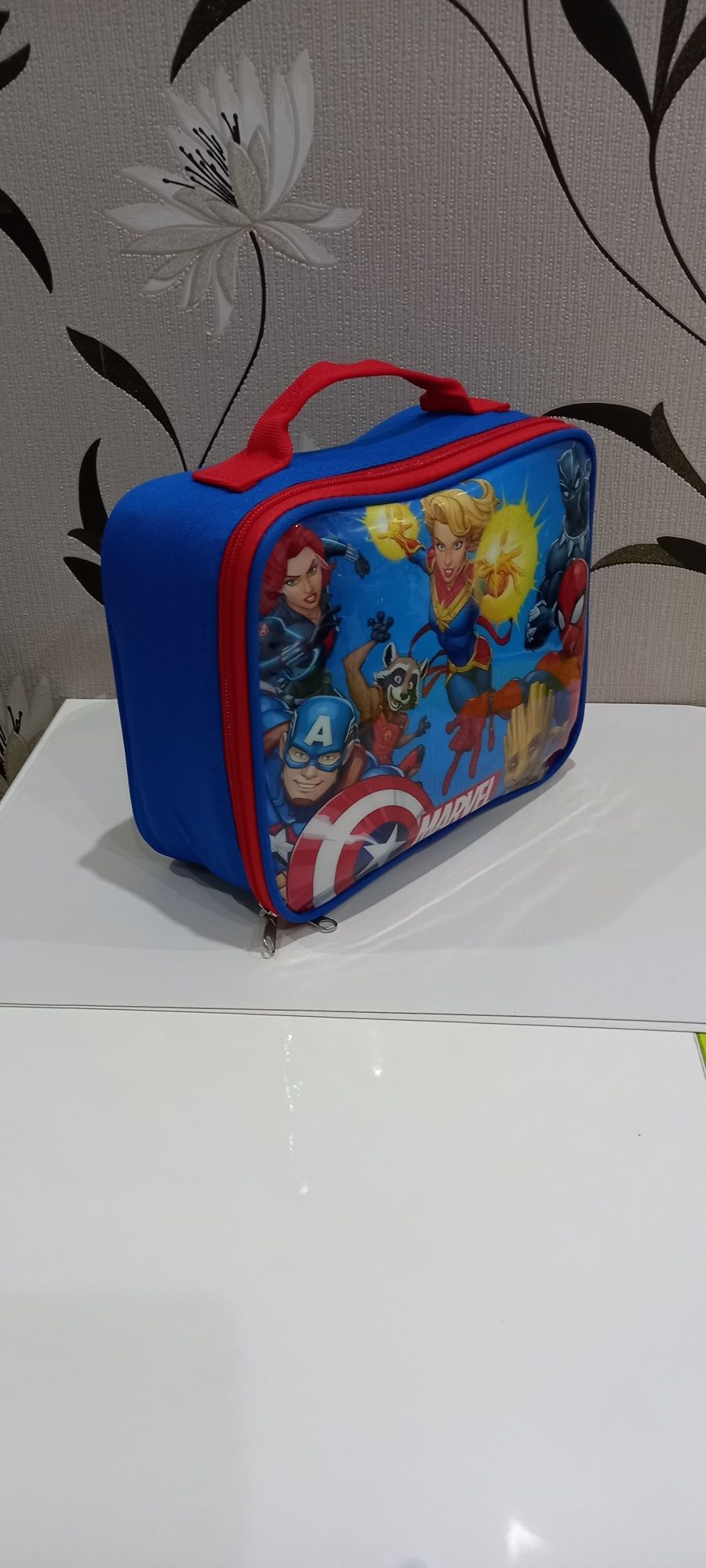 Gentuță de prânz Marvel,termică