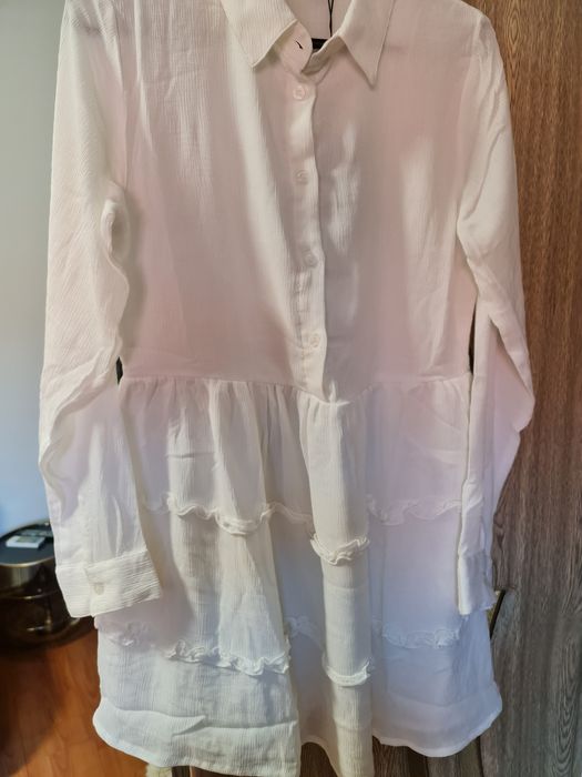 Rochie alba lejera de vara pentru fete !