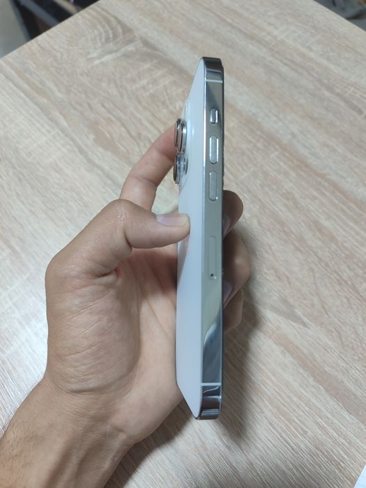iPhone 14 pro. Battery– 84%
