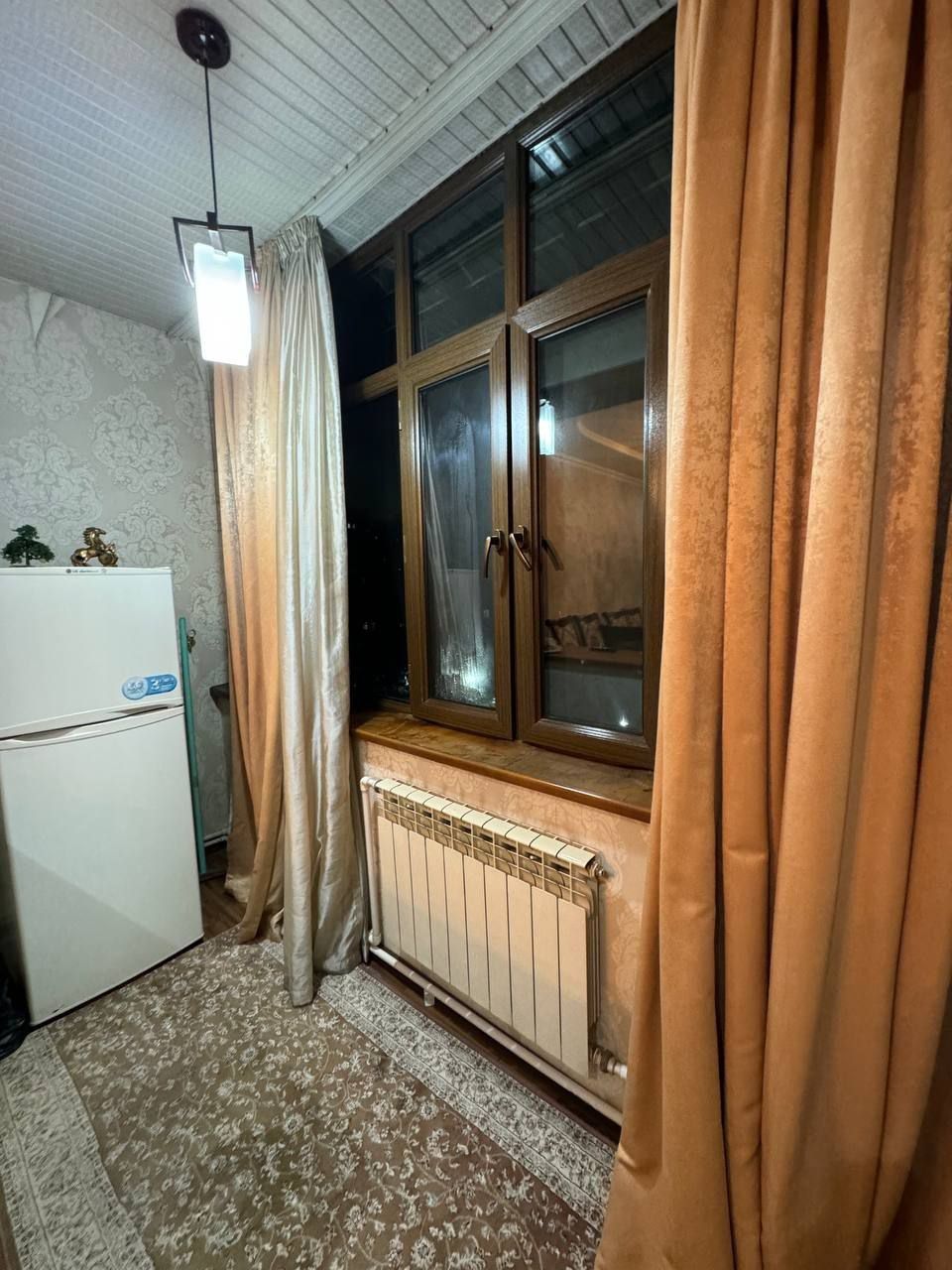 СРОЧНО Продам Своя Метро Чиланзар 16-квартал 4/4/4 С мебелью и технико