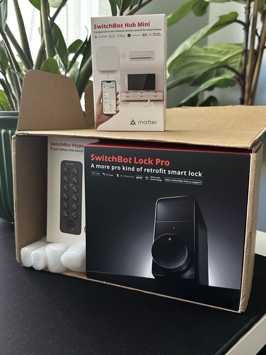 Ключалка за врата SwitchBot Wifi Smart Door Lock Pro Троен Коплект