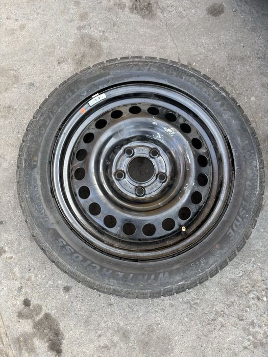 Хёндай, Киа диски штампы R16 с зимней резиной 205/55 16 в отл. сост