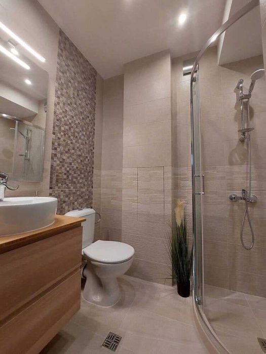 Дава се под наем Тристаен апартамент в София, Лозенец - 85 кв.м за 714 € - Снимка #8