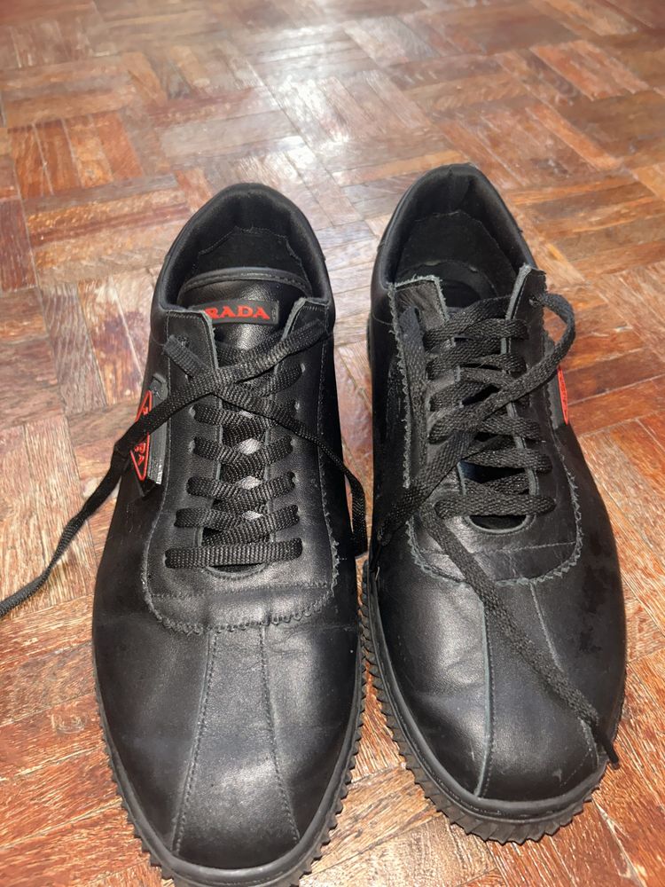 pantofi prada din piele