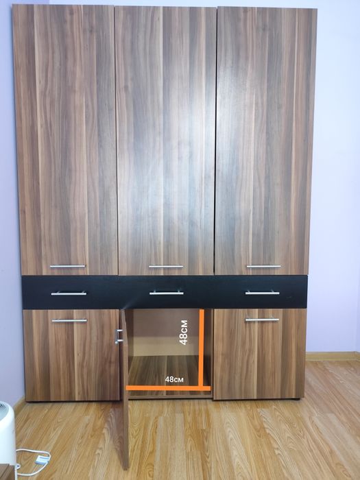 Спално обзавеждане в цвят орех + черно