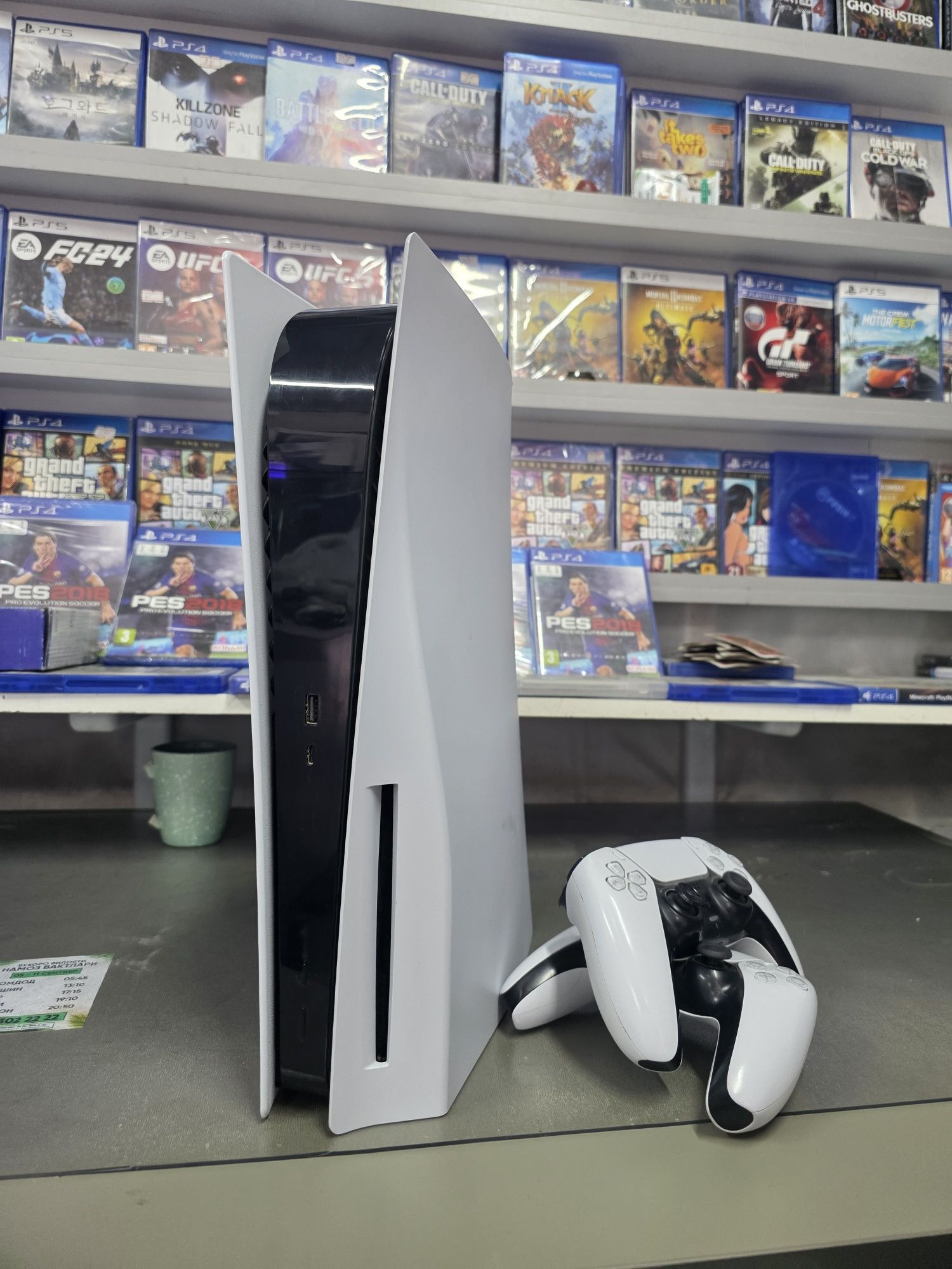 Продается игровой консол Sony Playstation 5 с дискрврдом
