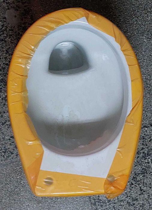 Vand vas WC Zoom  pentru copii cu capac si evacuare laterala