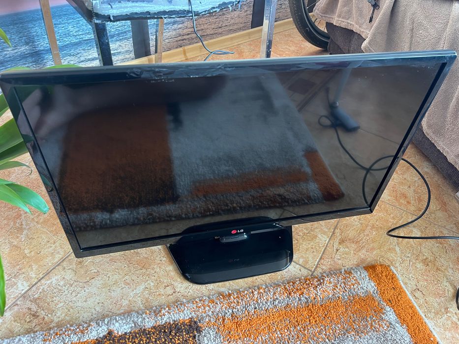 Телевизор LG 28MT45D - PZ, 28 инча