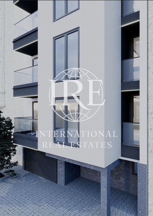 Продава се Четиристаен апартамент в Варна, Цветен квартал - 140 кв.м за 1779 €/кв.м - Снимка #8