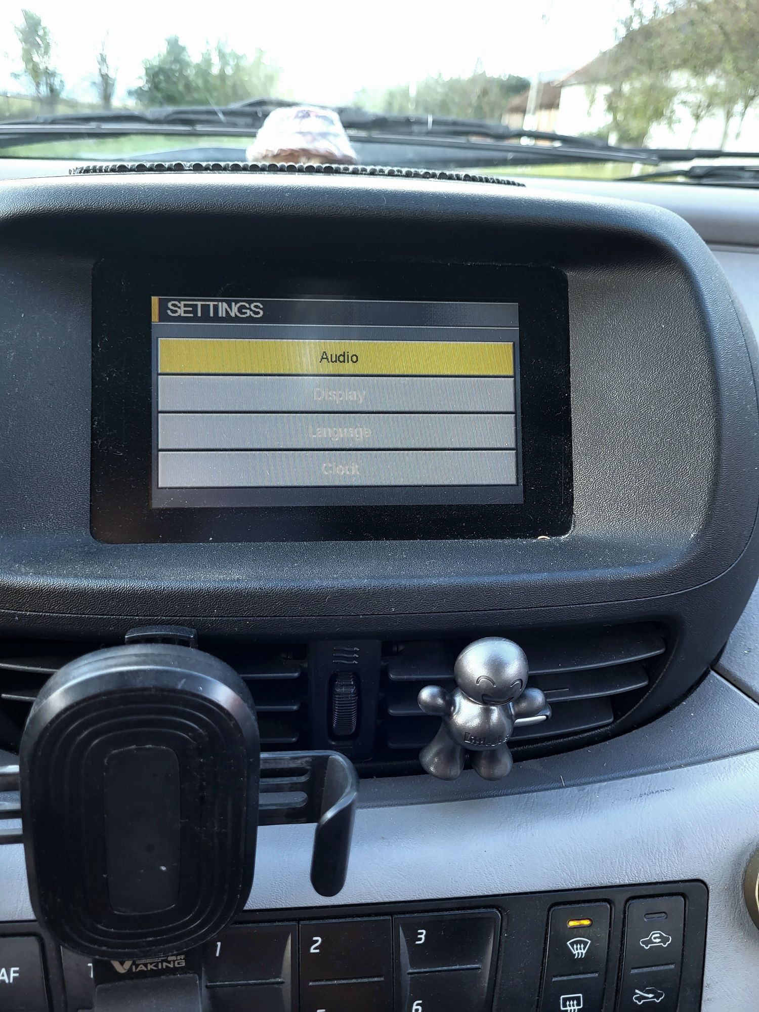 Nissan Almera Tino