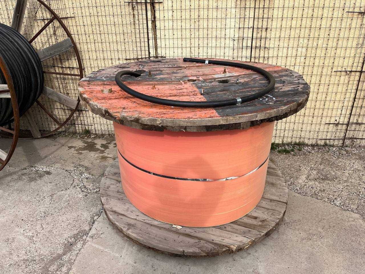 Силовые кабеля / АПвПУ 1х240/25-10 KV