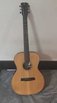 Последна цена!!! Продавам електроакустична китара - Kremona R35e.