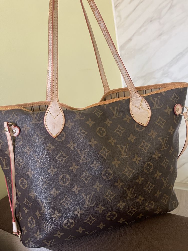 Louis Vuitton Neverfull MM