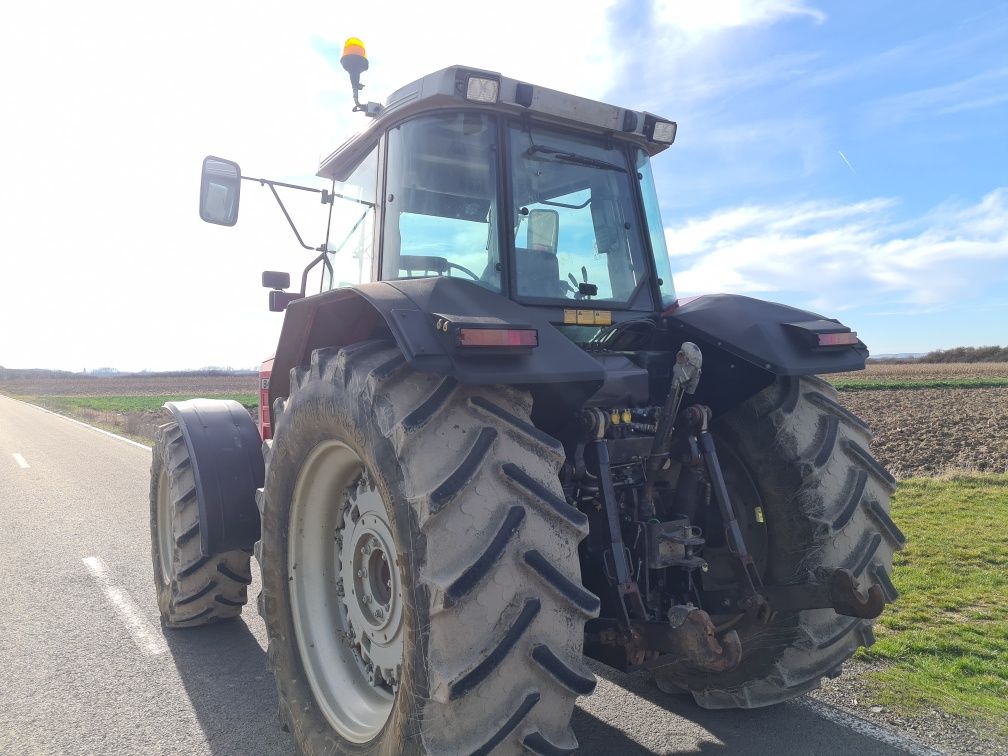 Tractor massey ferguson 8140