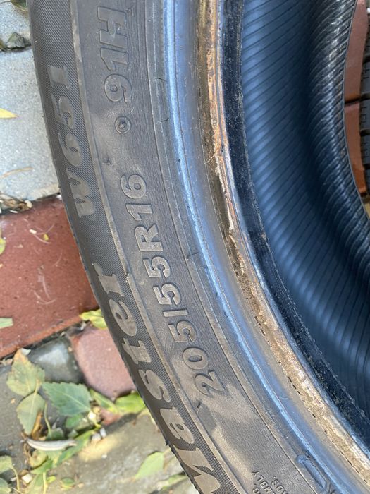 Vand 2 anvelope de iarna 205/55/r16