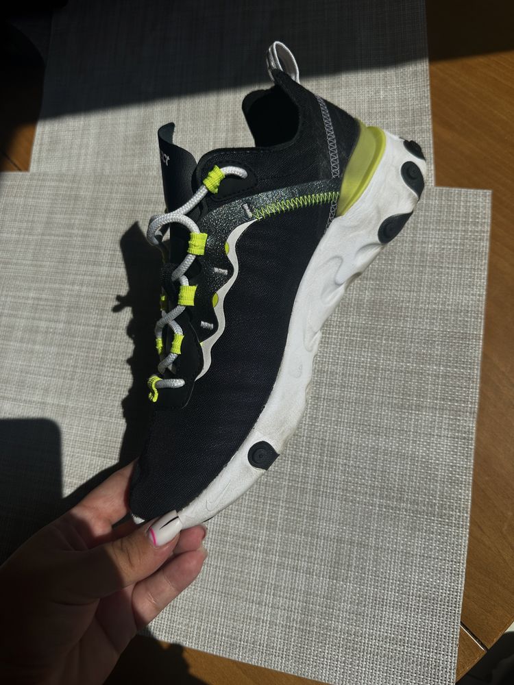 Nike React cn3591-001