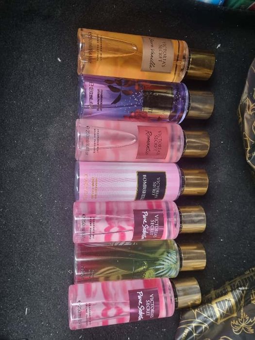 Vand apa de corp victoria secret