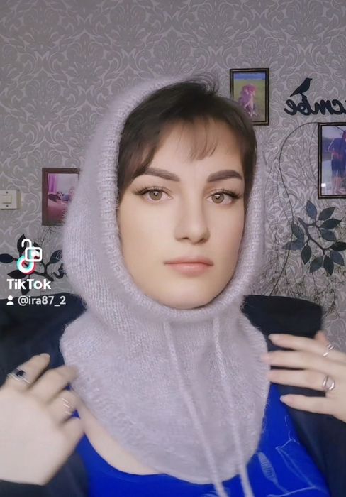 Капор с манишкой.