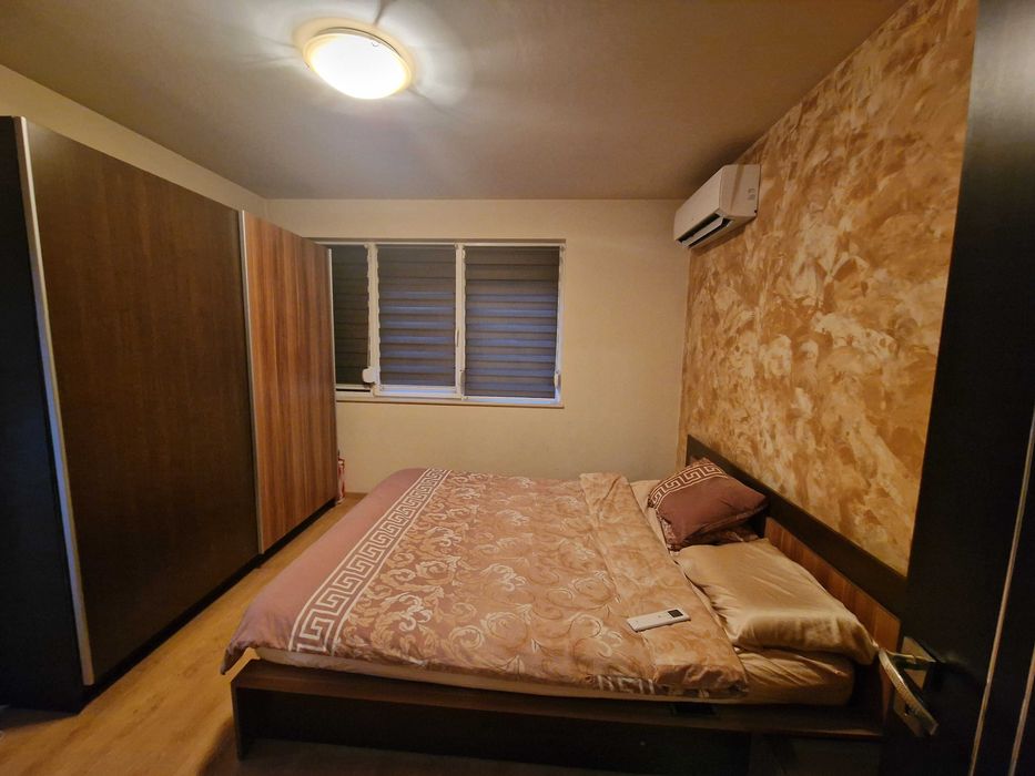 Продава се Тристаен апартамент в Благоевград, Еленово 1 - 90 кв.м за 1223 €/кв.м - Снимка #3