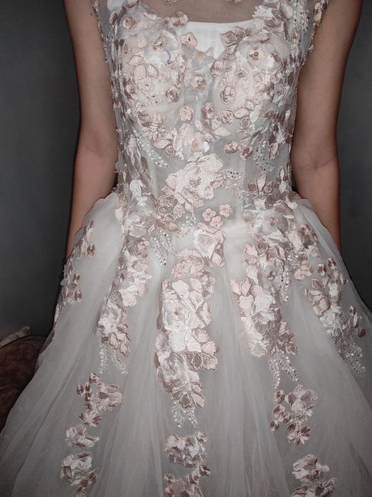 Продам свадебное платье