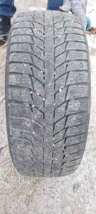 Продам шины R16 зимние лапочка