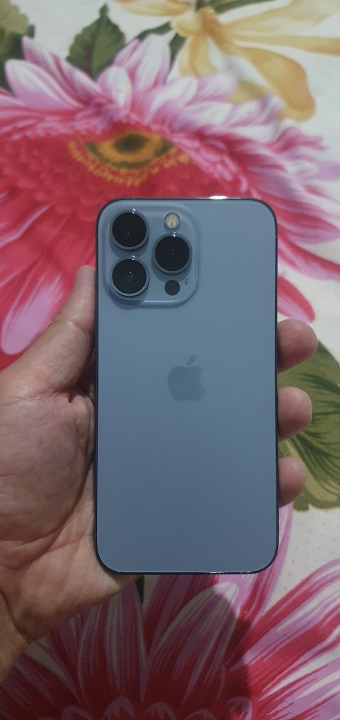 Iphone 13pro sierra blue