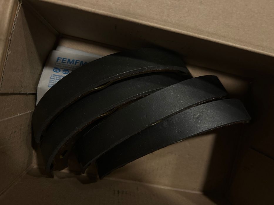 Барабанни накладки Metelli 53-0233 Ø164×20 mm, Mercedes W168/W124 НОВИ