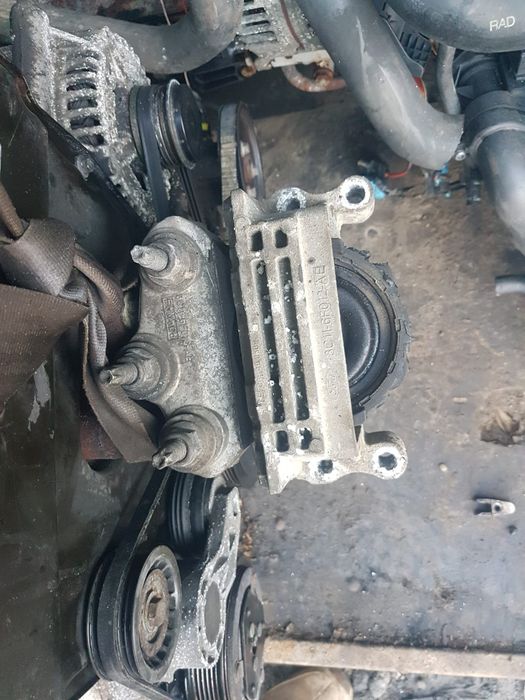Suport motor cutie iveco mercedes crafter lt master t5 boxer vito ford