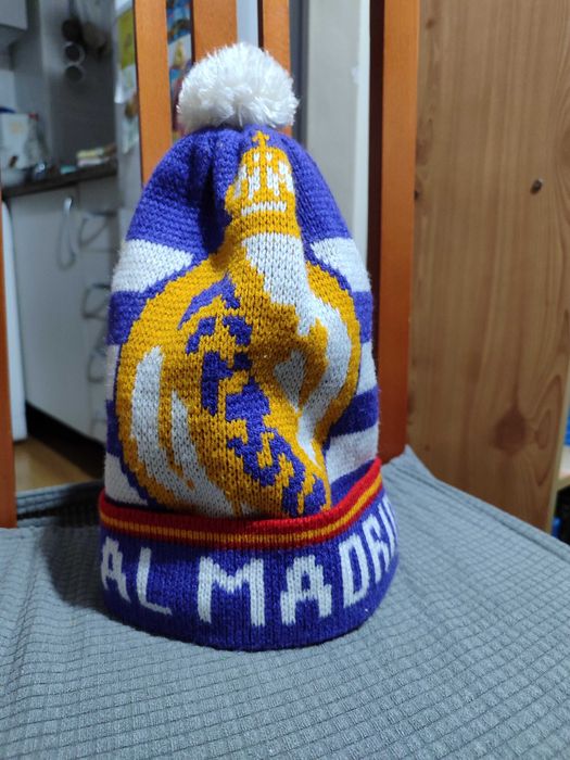 Зимна шапка Реал Мадрид
