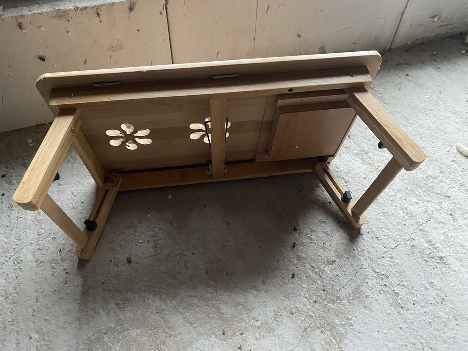 Masuta pliabila pentru laptop