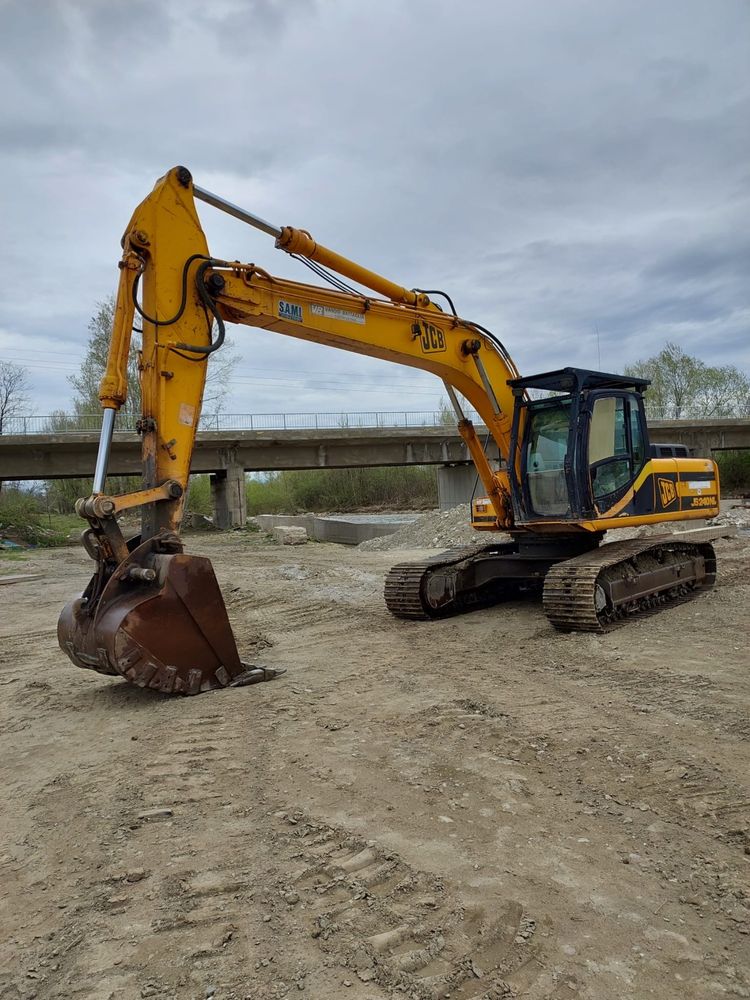 Excavator  JCB JS240NL Accept orice test