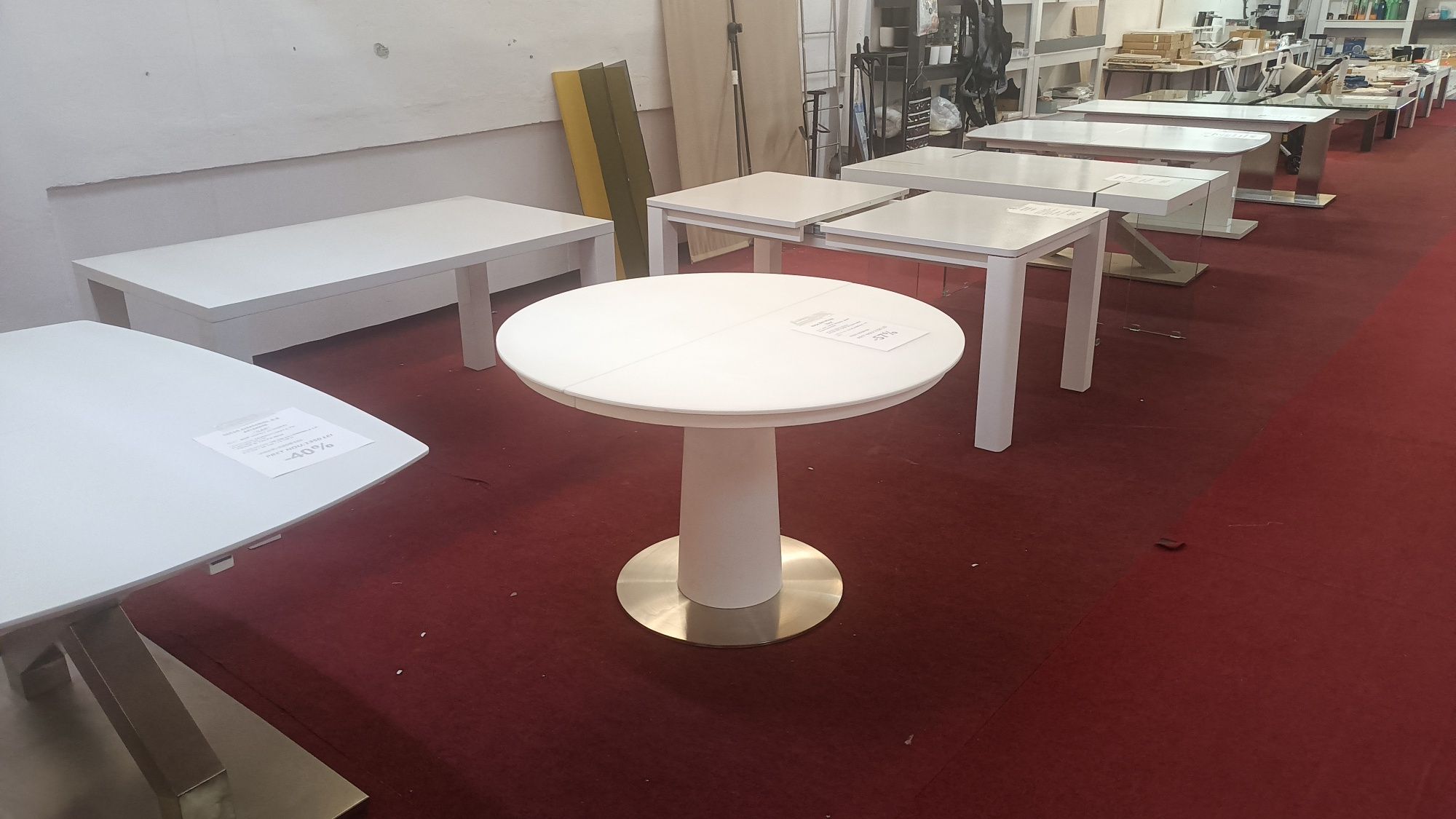 Masa /Mese extensibile ,MDF ,OUTLET ,Lichidare de stoc , Germania
