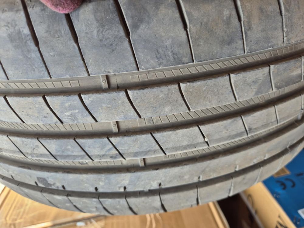 Лятна гуми 240/40/19
